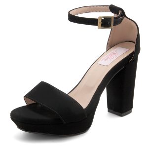 Tacones clásicos negros altura media